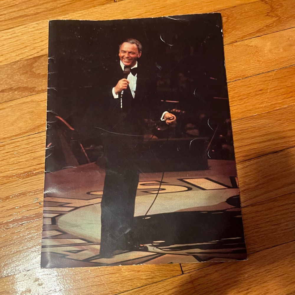 1982 frank sinatra tour book